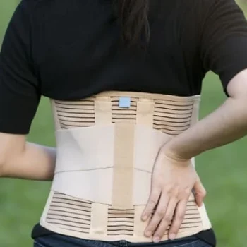 خواص کمربند طبی بر مشکلات کمر